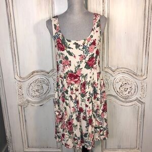 No Tags Fresh and Feminine Scoop Neck Sleeveless Front Pockets Multi Color Dress